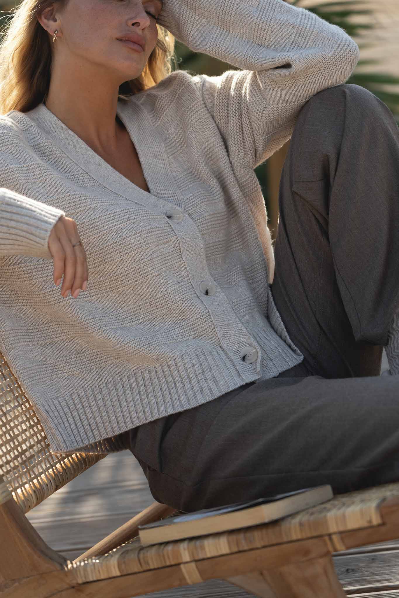 Women neutral ecological cardigan