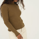 Ava Olive Turtleneck - Näz - Sustainable Fashion Made in Portugal