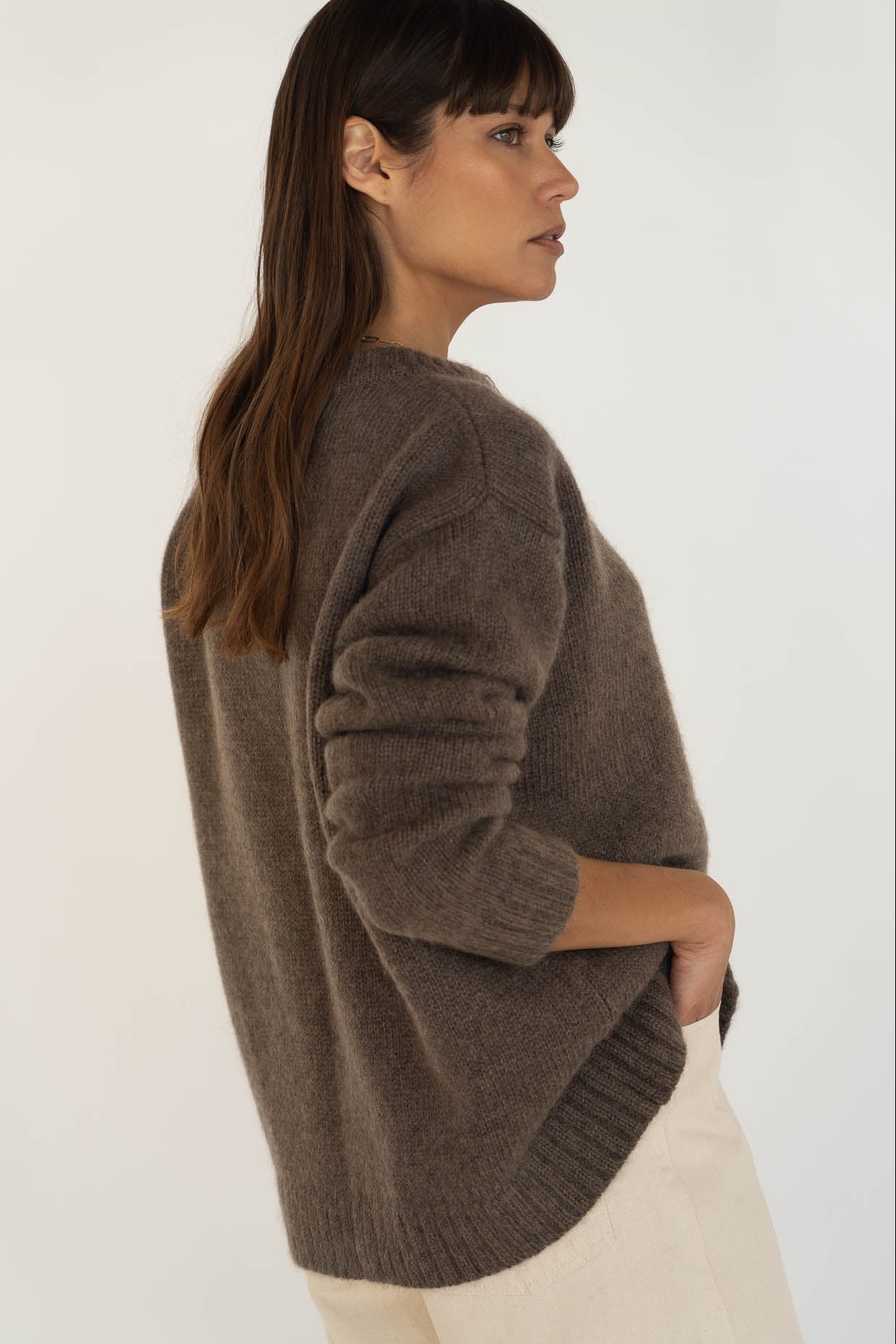 Claudia Alpaca Brown Jumper - Näz - Sustainable Fashion Made in Portugal