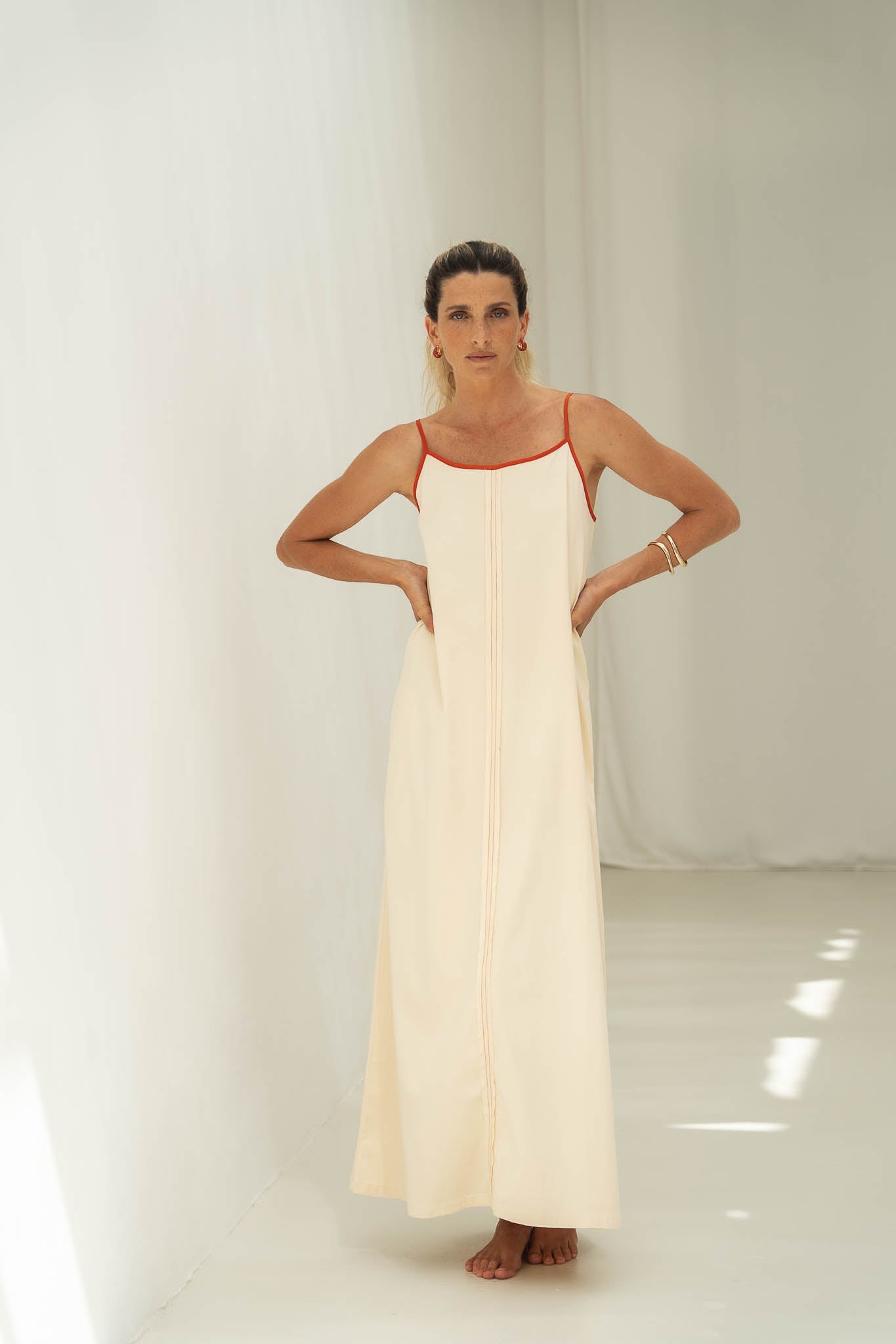 Eline Beige Frilled Dress - Näz - Sustainable Fashion Made in Portugal