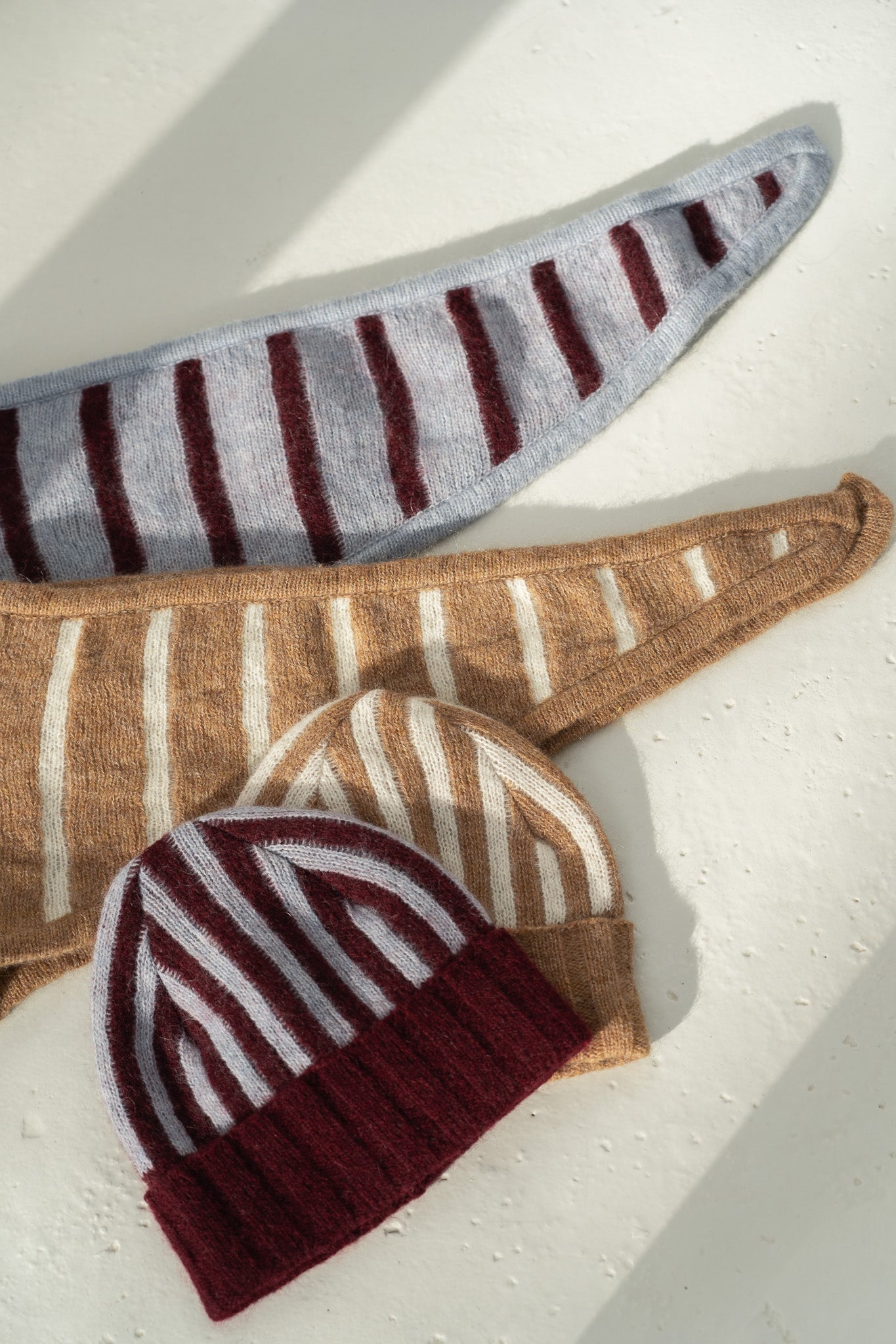 Ellie Striped Camel Beanie - Näz-Sustainable Fashion Made in Portugal