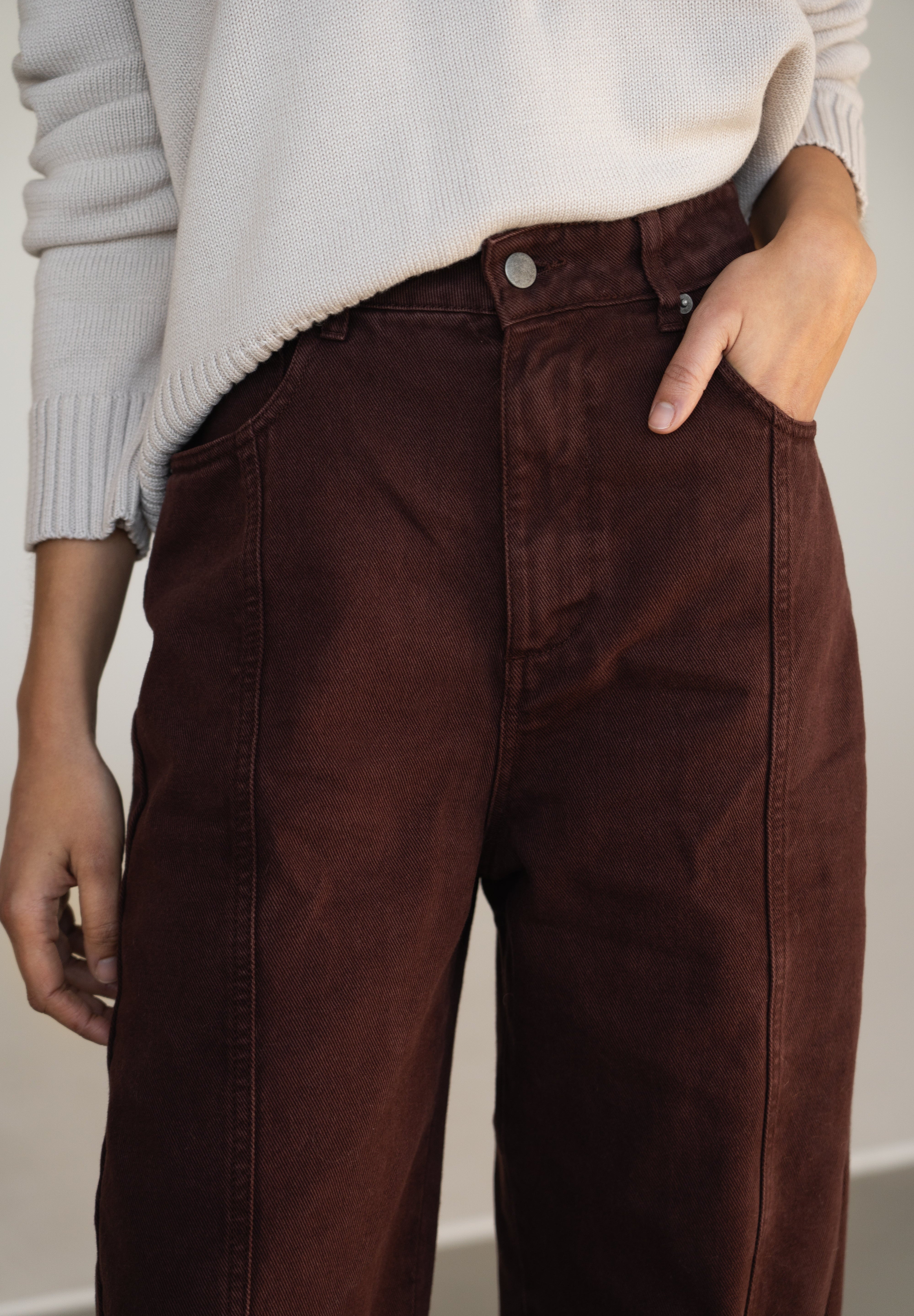 Elsa Brown Denim Trousers - Näz - Sustainable Fashion Made in Portugal