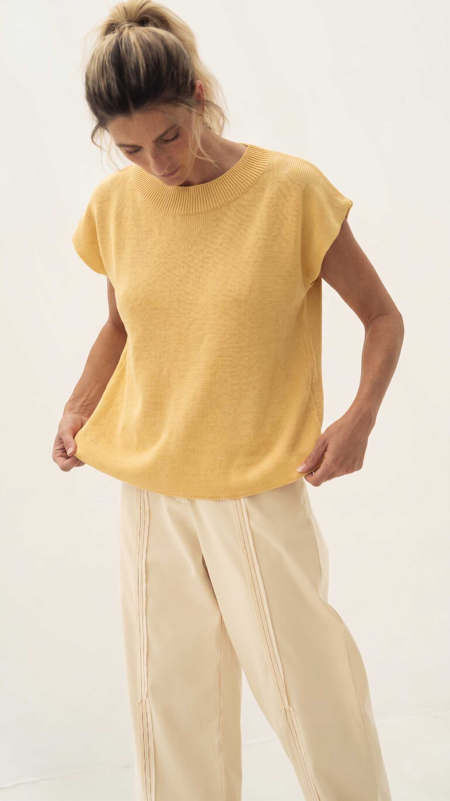 Lucia Yellow Linen Knit T-shirt - Näz - Sustainable Fashion Made in Portugal