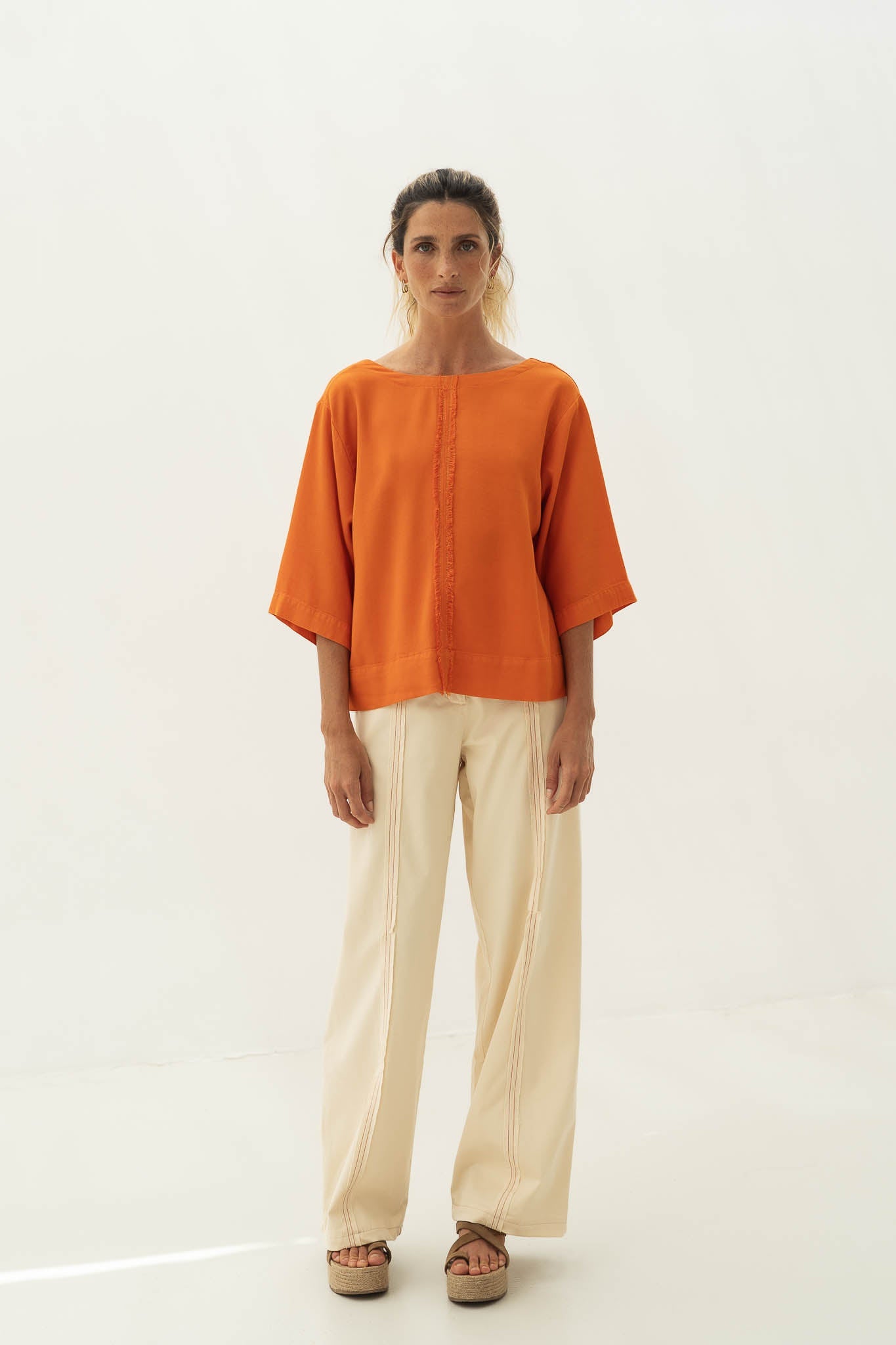 Mara Beige Frilled Trousers - Näz - Sustainable Fashion Made in Portugal