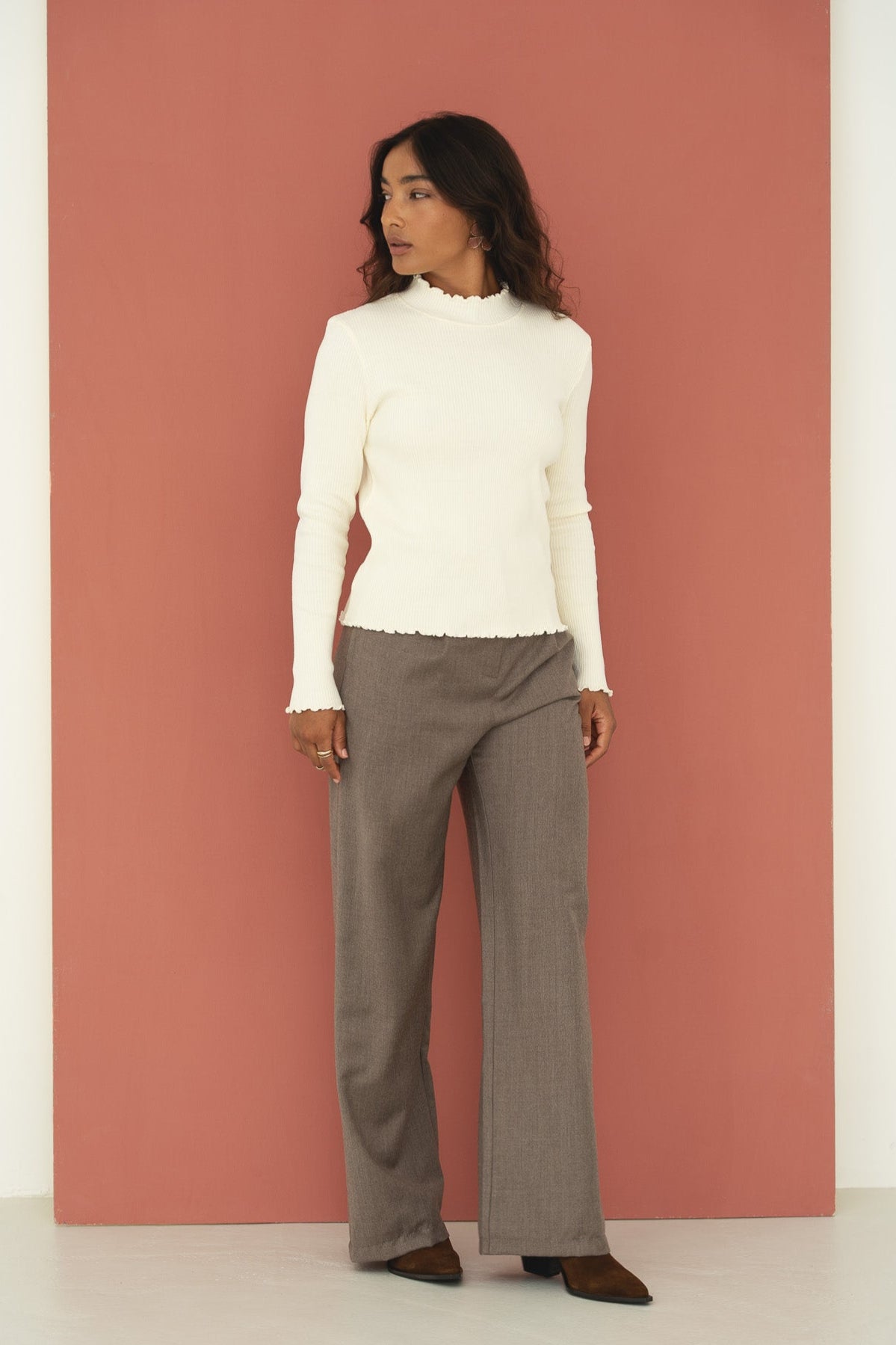 Mara Beige Wool Trousers - Näz - Sustainable Fashion Made in Portugal