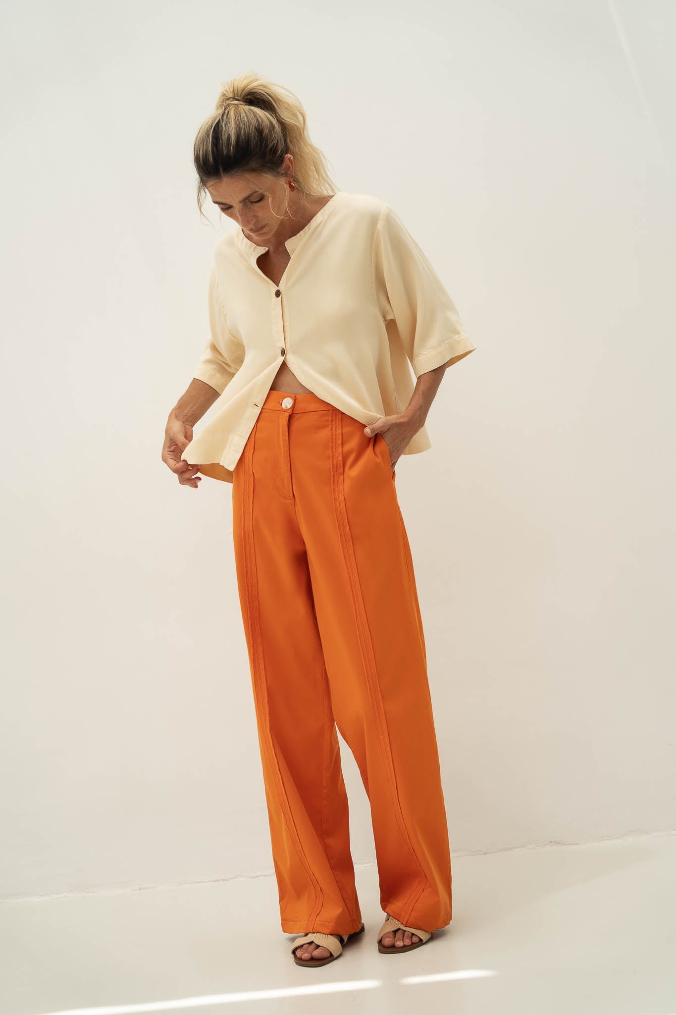 Mara Orange Frilled Trousers - Näz - Sustainable Fashion Made in Portugal