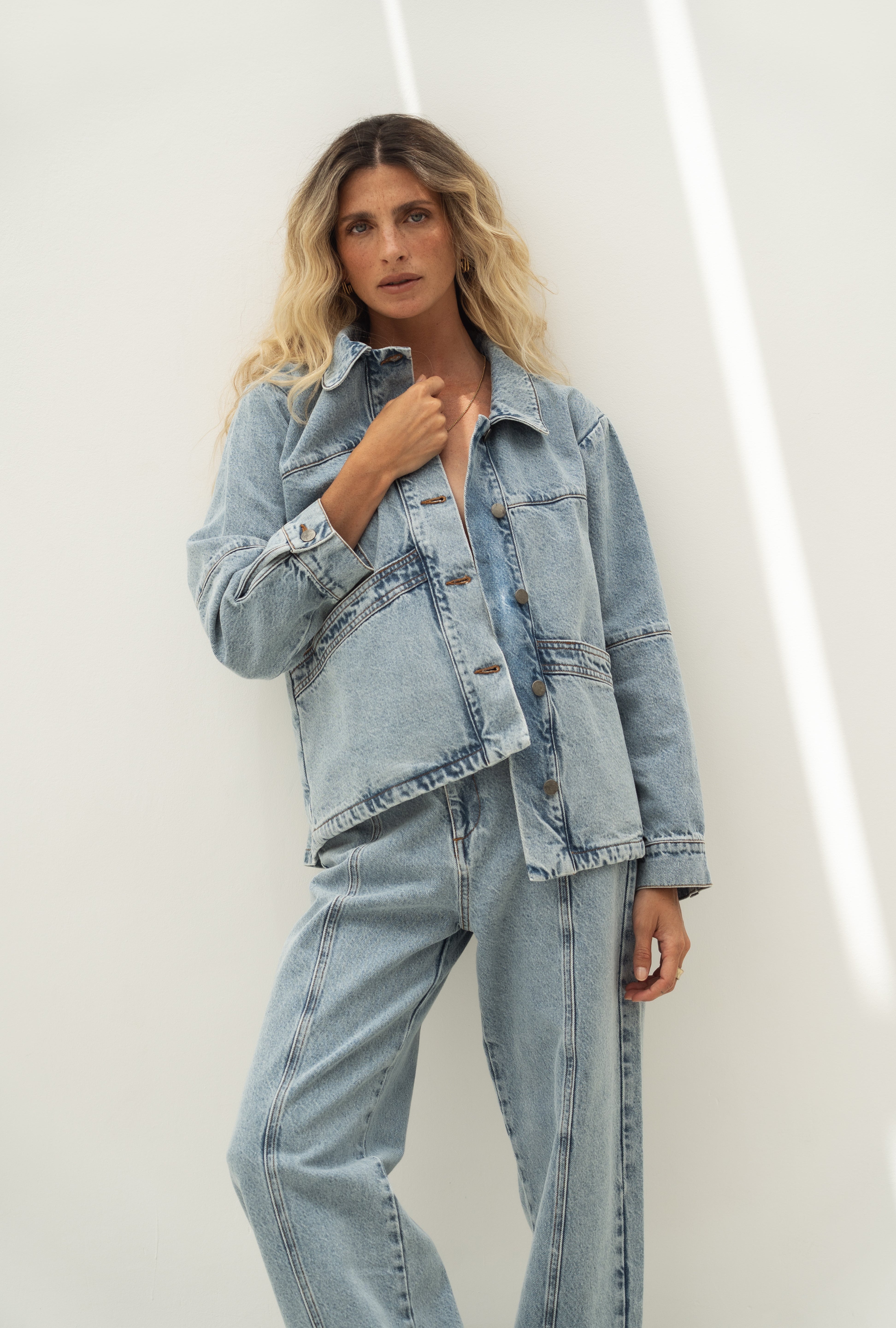 Marie Light Denim Cotton Jacket - Näz - Sustainable Fashion Made in Portugal