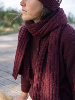 Mila Bordeaux Alpaca Scarf - Näz-Sustainable Fashion Made in Portugal