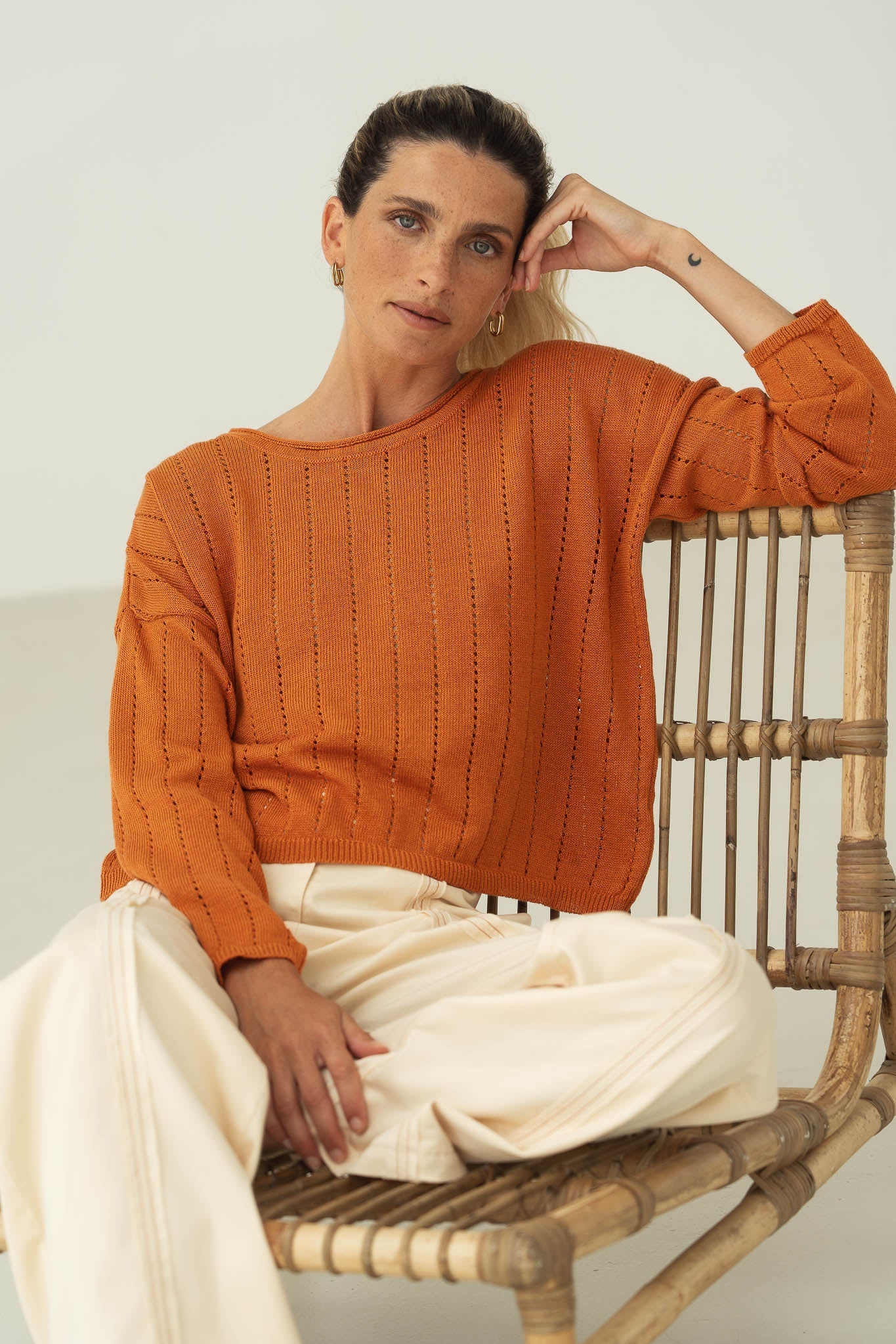 Sofie Orange Linen Sweater - Näz - Sustainable Fashion Made in Portugal