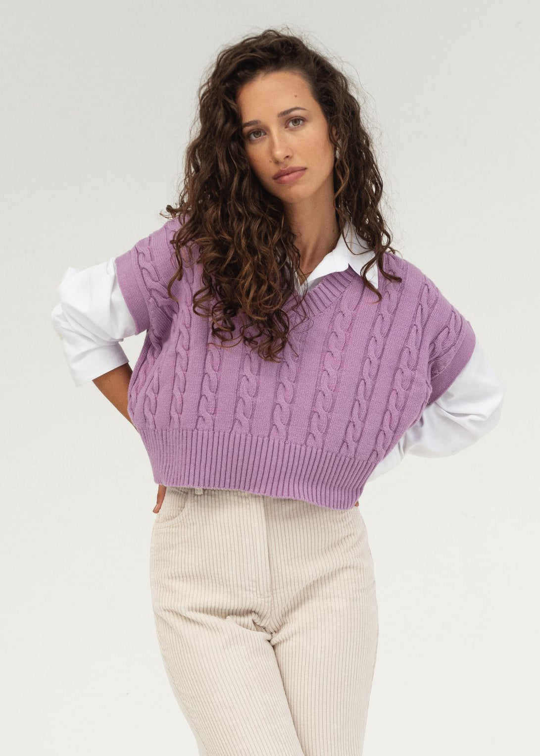 Naz women's recycled wool vest with cropped cut in lilac. Made in Portugal. 